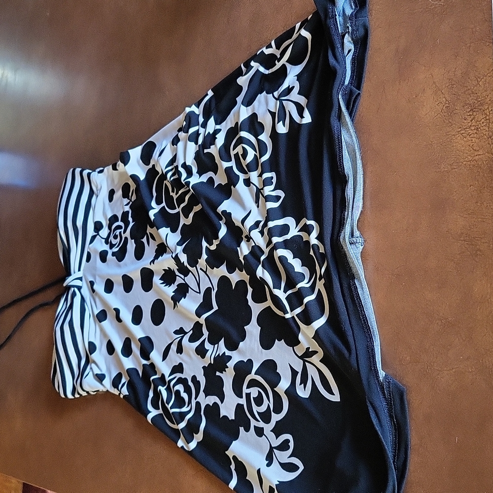 Rhapsody halter, black and tan